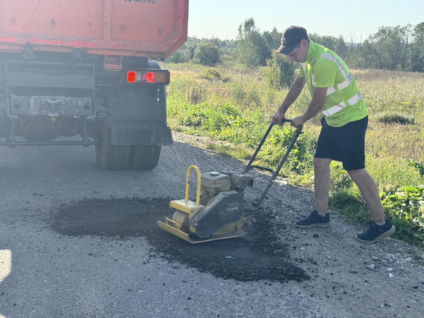 шаховская, ремонт автомобильных дорог, асфальтовая крошка,