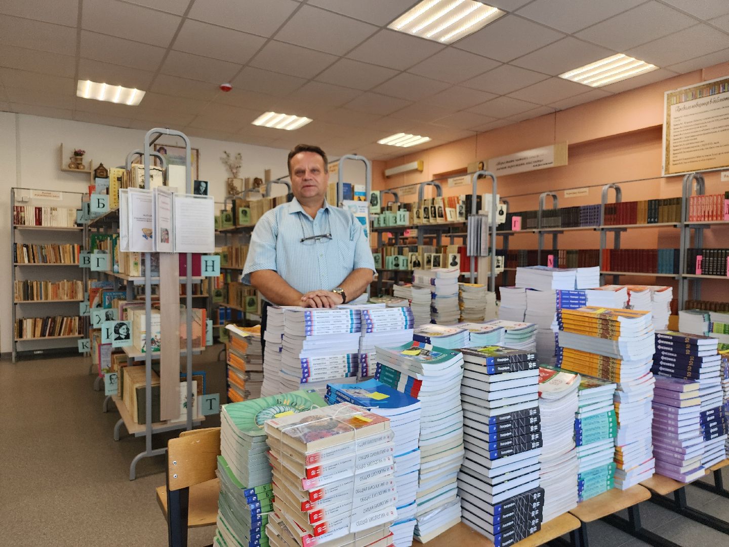 новый учебный год, школьная библиотека, Национальная электронная библиотека, Обухово, Богородский городской округ,