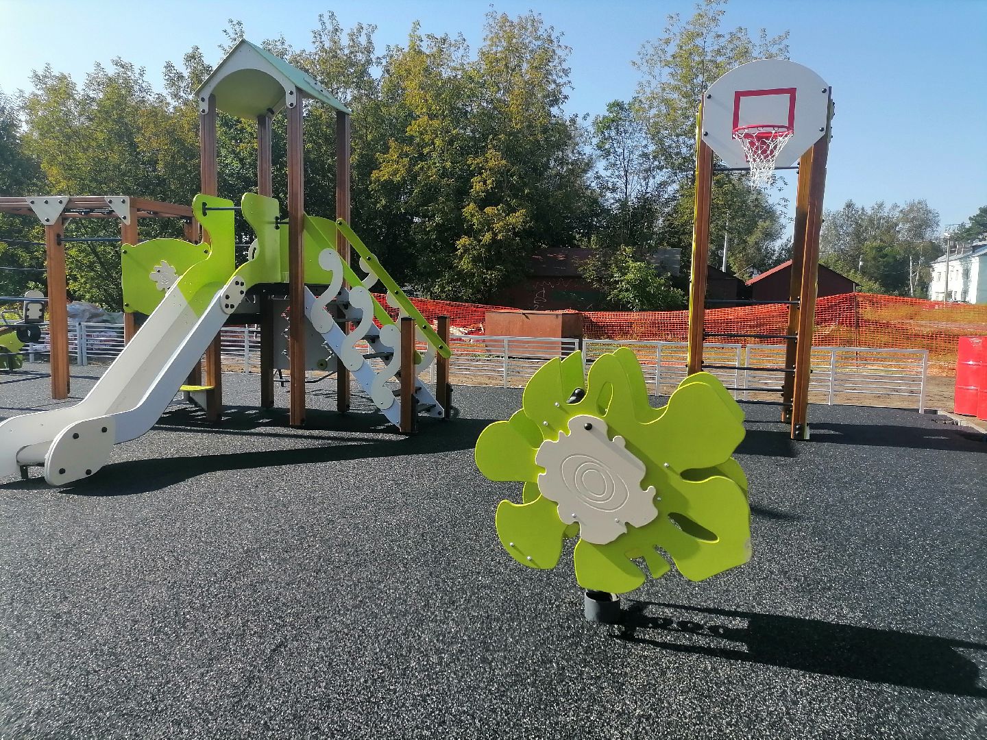 строительство детской площадки, демихово, орехово-зуевский округ, благоустройство дворов в подмосковье,