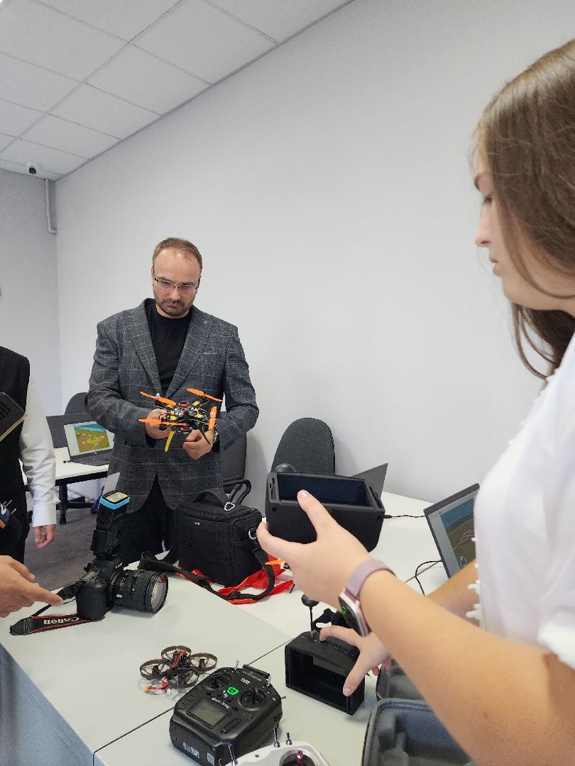 электросталь, дополнительное образование, дети, образование в подмосковье, бпла, беспилотник, беспилотники, дроны, гимназия 9, ггту,