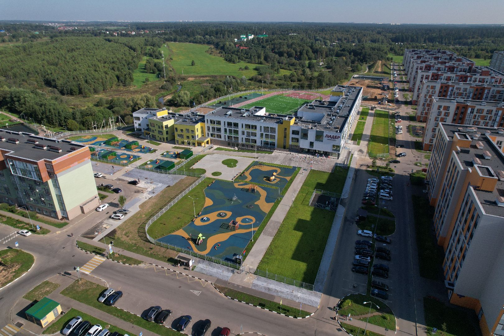 видео с коптера, школа, красногорск,