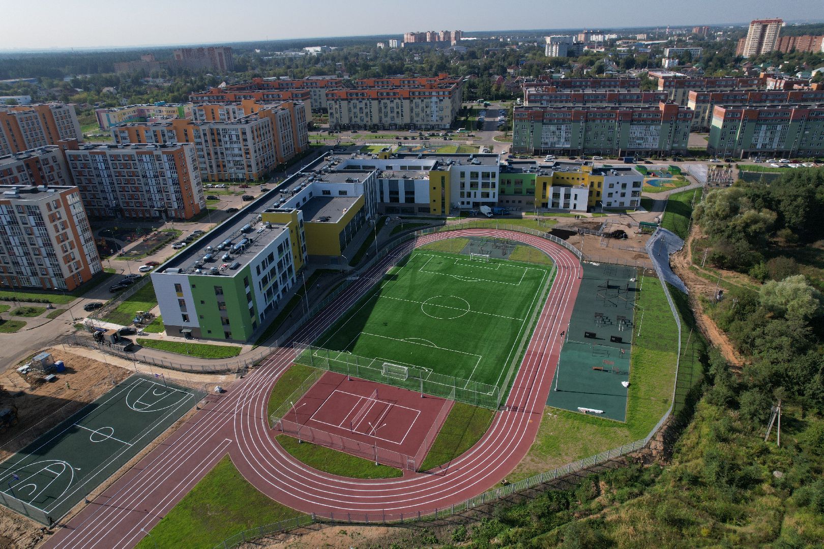 видео с коптера, школа, красногорск,