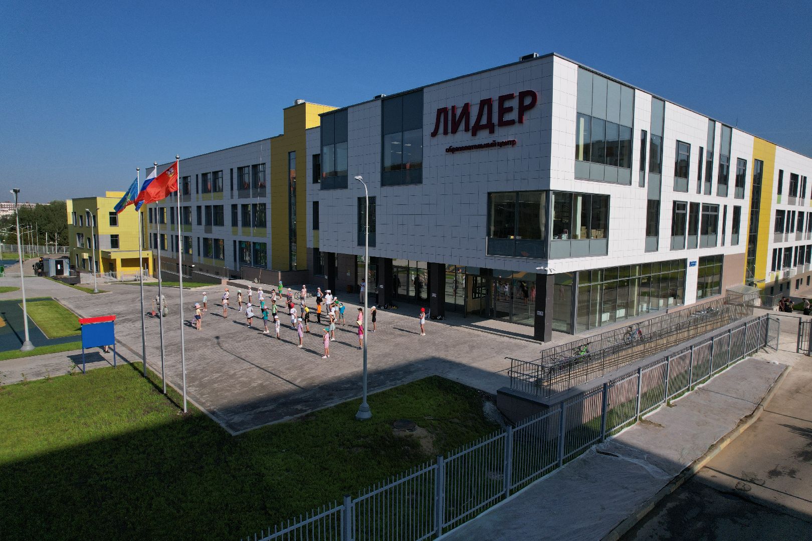 видео с коптера, школа, красногорск,