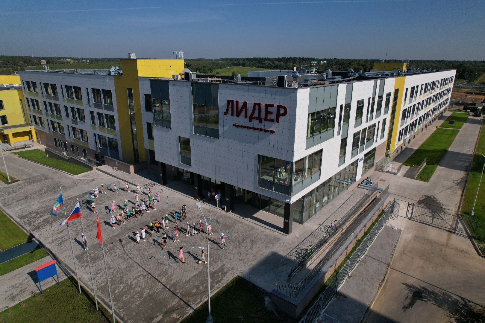 видео с коптера, школа, красногорск,