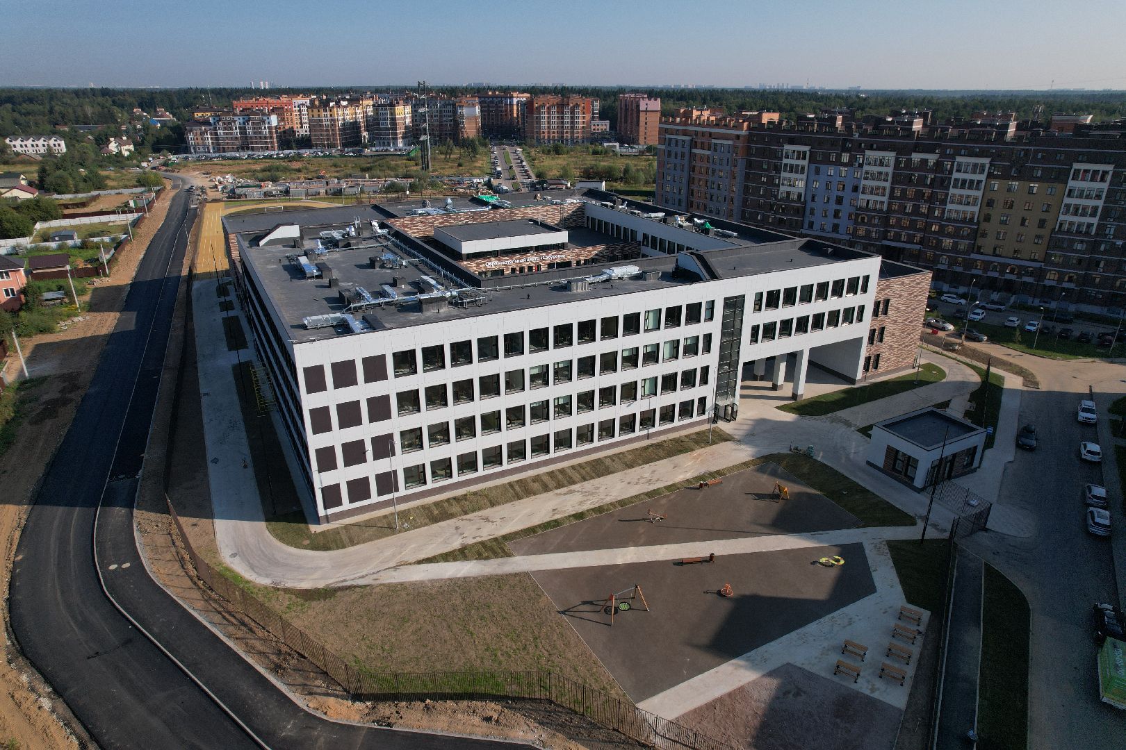 видео с коптера, школа,