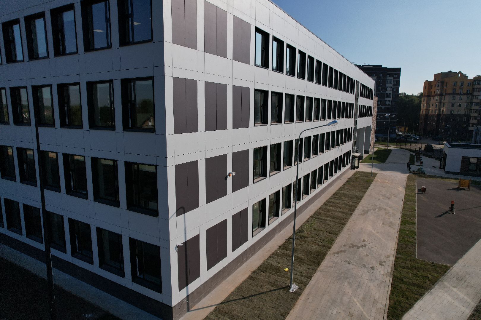 видео с коптера, школа,