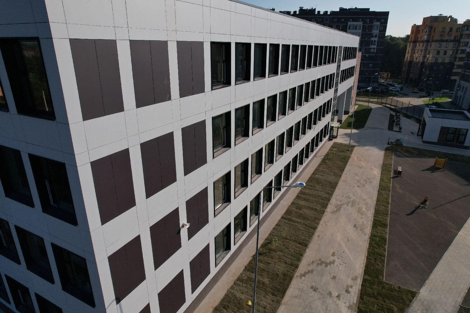 видео с коптера, школа,