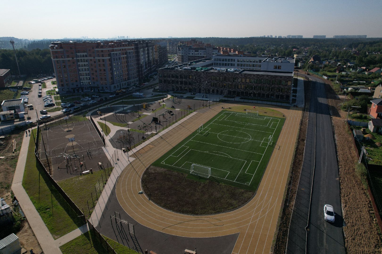 видео с коптера, школа,