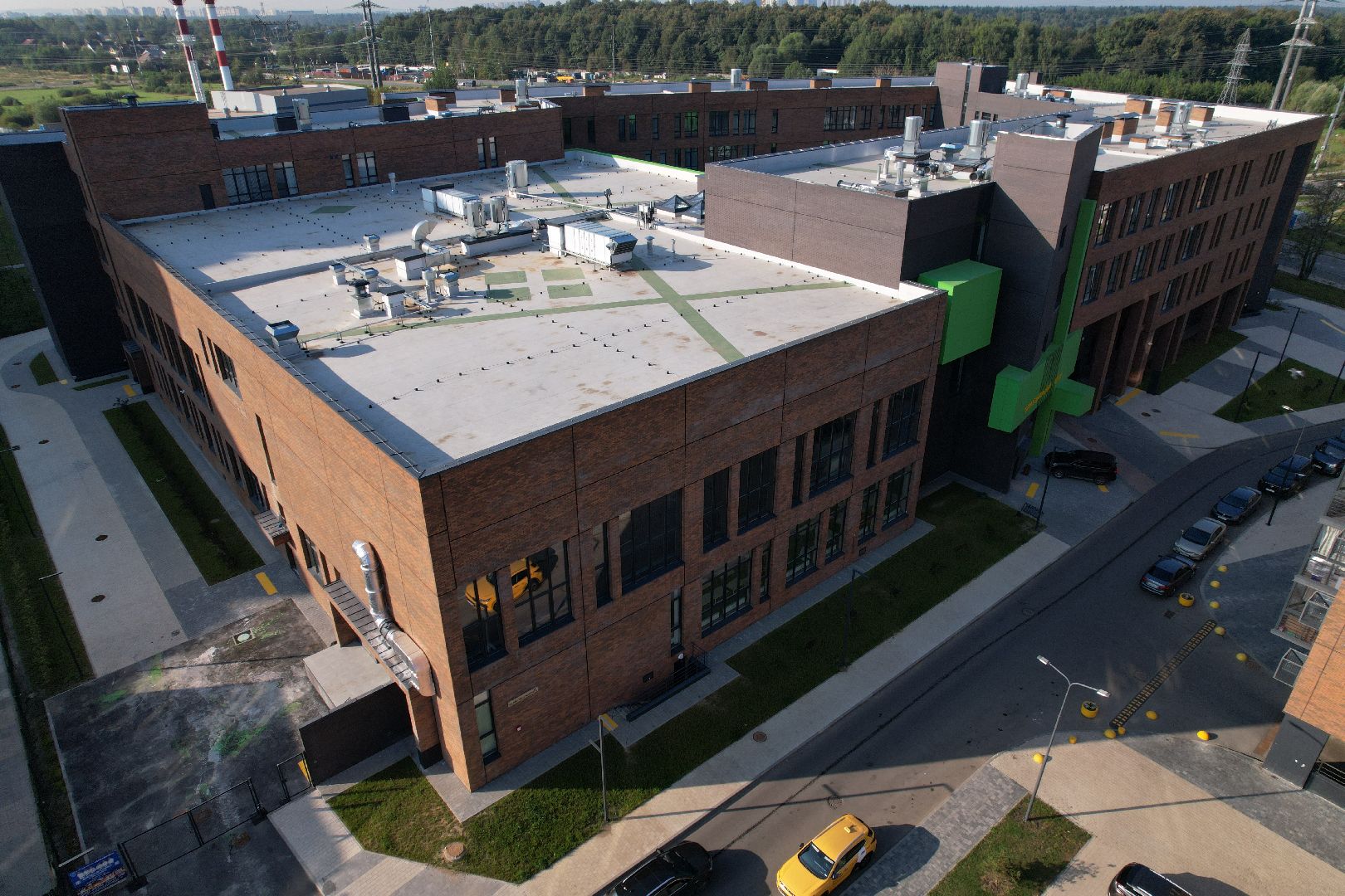 видео с коптера, отрада, школа,