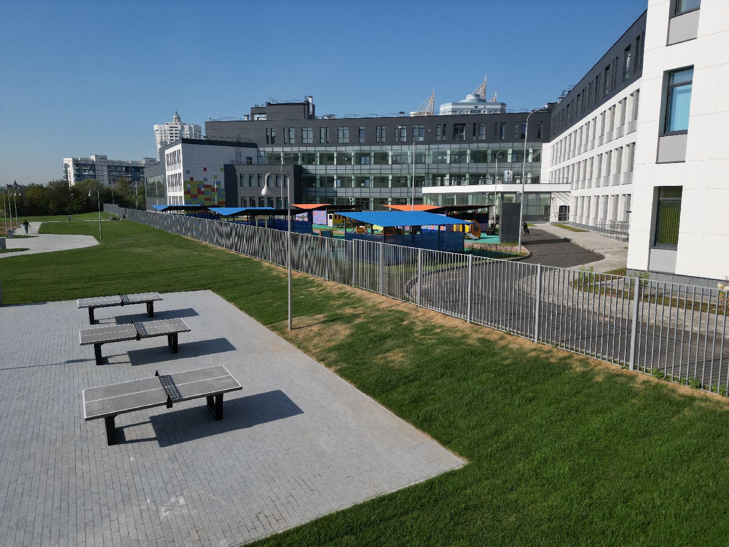 видео с коптера, школа, красногорск,