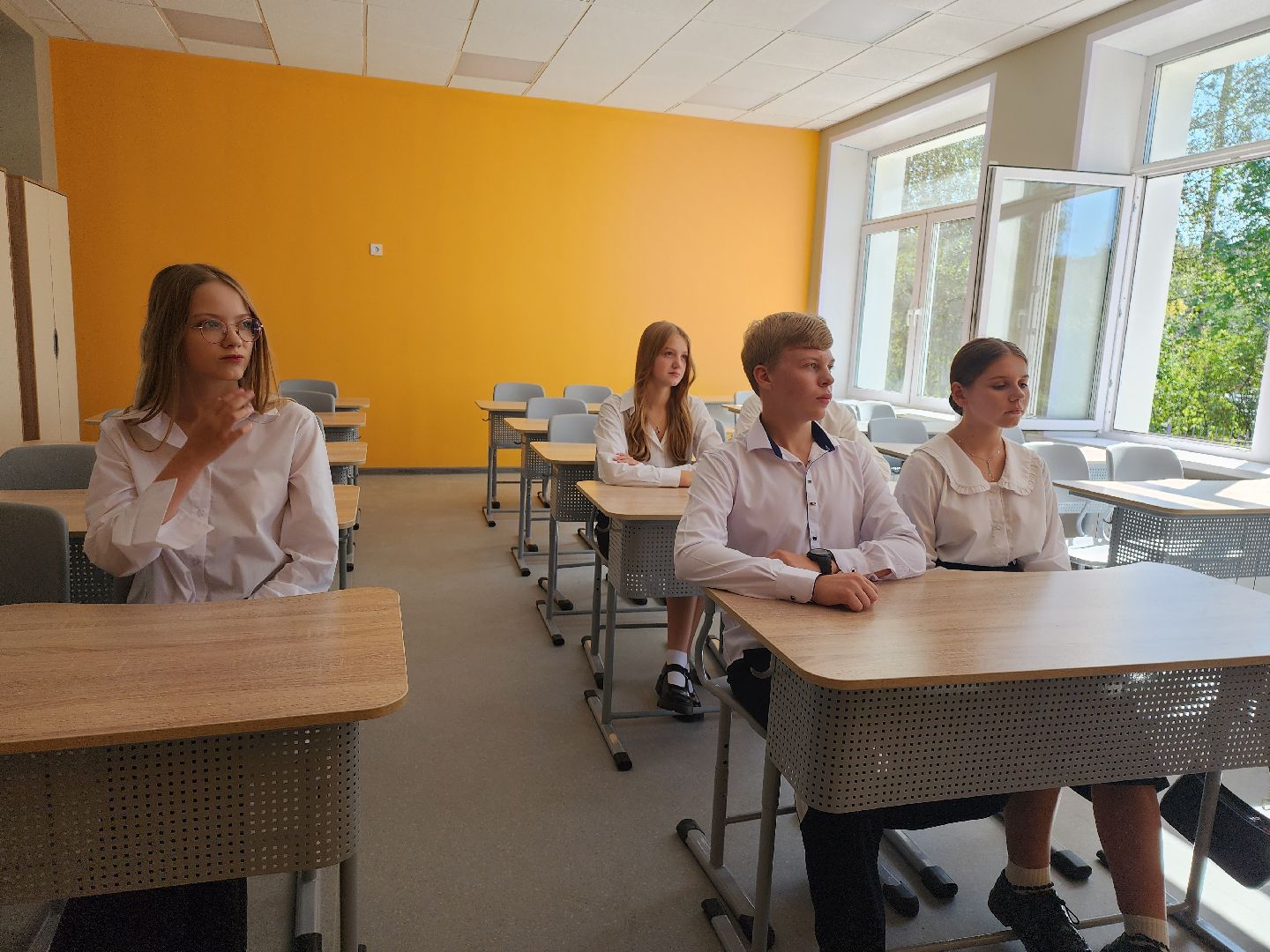 серпухов, подмосковье, дети из Курска,