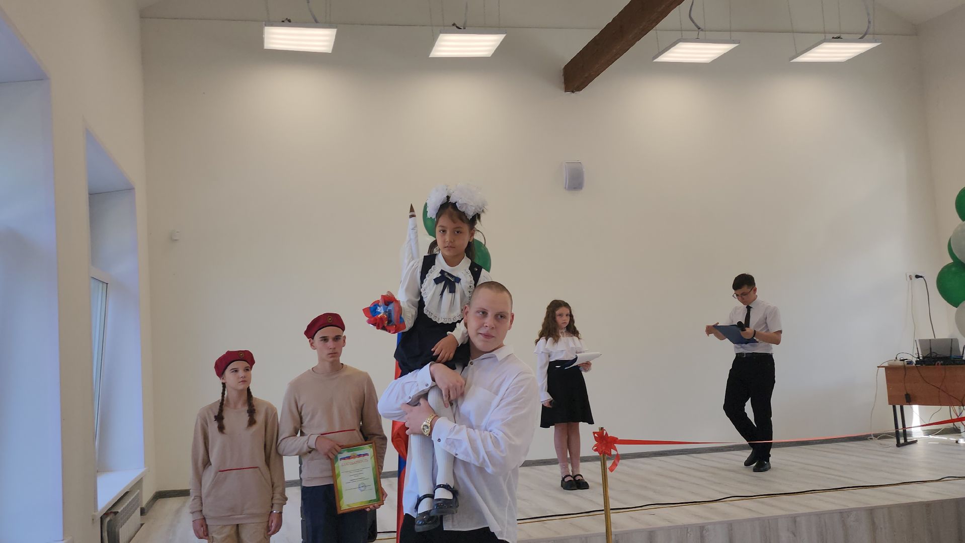 серпухов, подмосковье, дети из Курска,