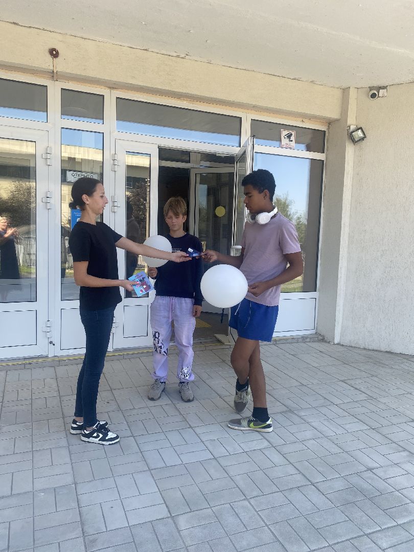 лотошино, лотошинская библиотека, акция, день солидарности в борьбе с терроризмом, беслан,