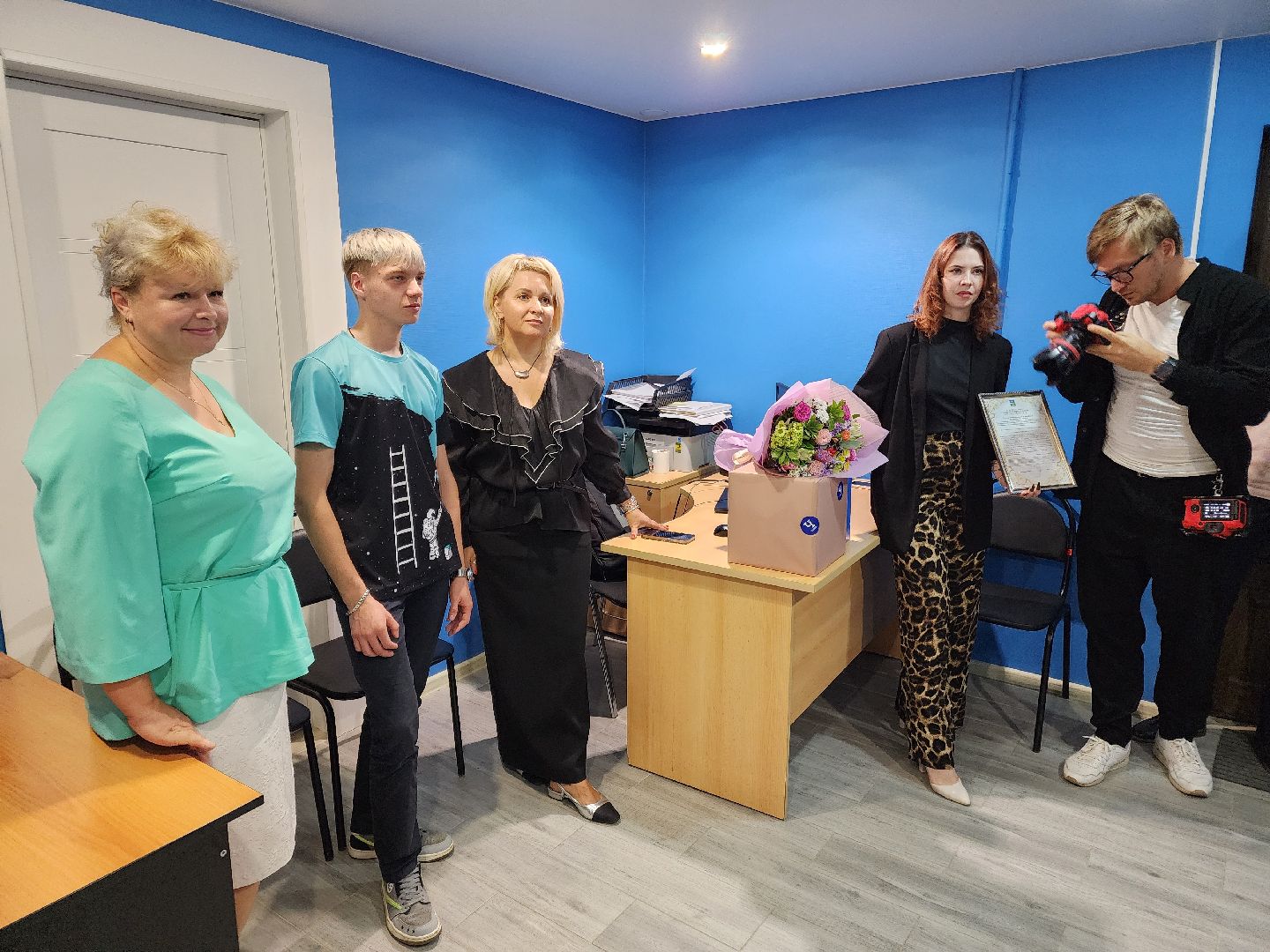 Чехов, государственный жилищный сертификат, вручение, дети-сироты, дети оставшиеся без попечения родителей, госпрограмма Московской области Жилище, Владимир Буренин, глава округа Михаил Собакин,