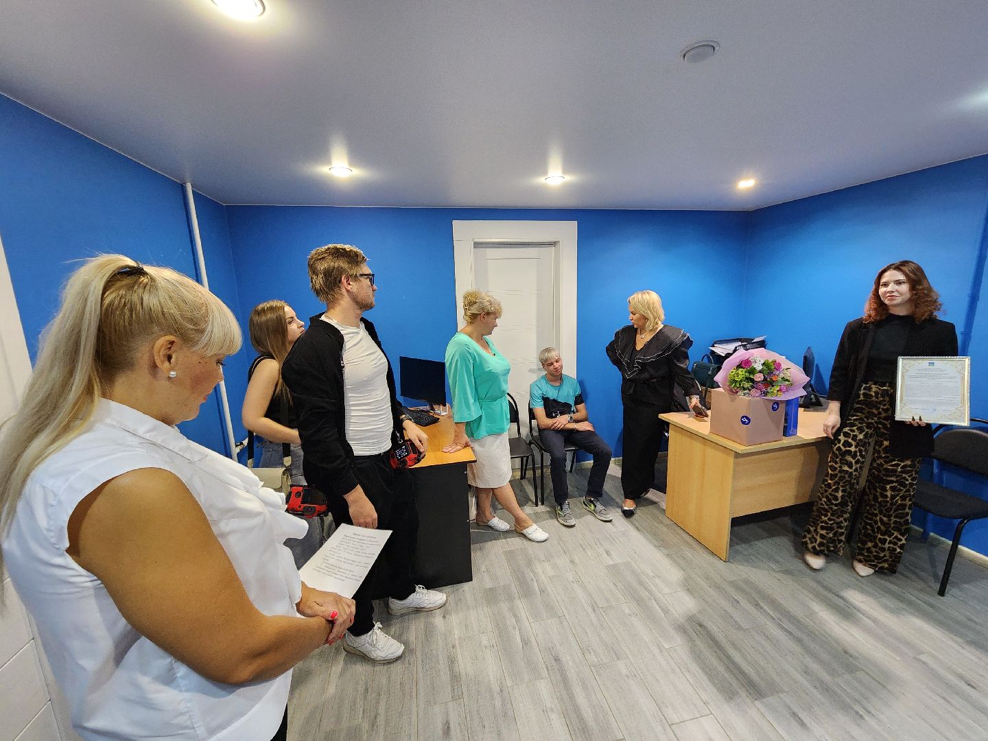 Чехов, государственный жилищный сертификат, вручение, дети-сироты, дети оставшиеся без попечения родителей, госпрограмма Московской области Жилище, Владимир Буренин, глава округа Михаил Собакин,