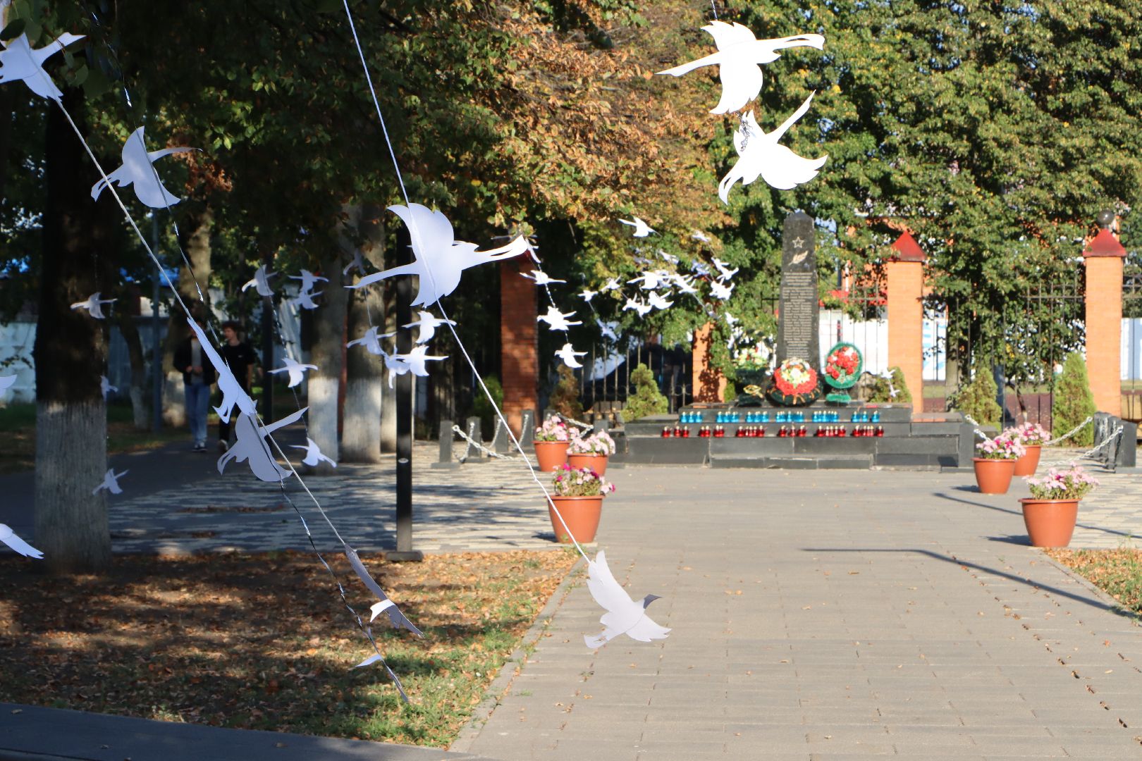 День памяти и скорби, беслан 20 лет, Серебряные пруды, Братская могила,