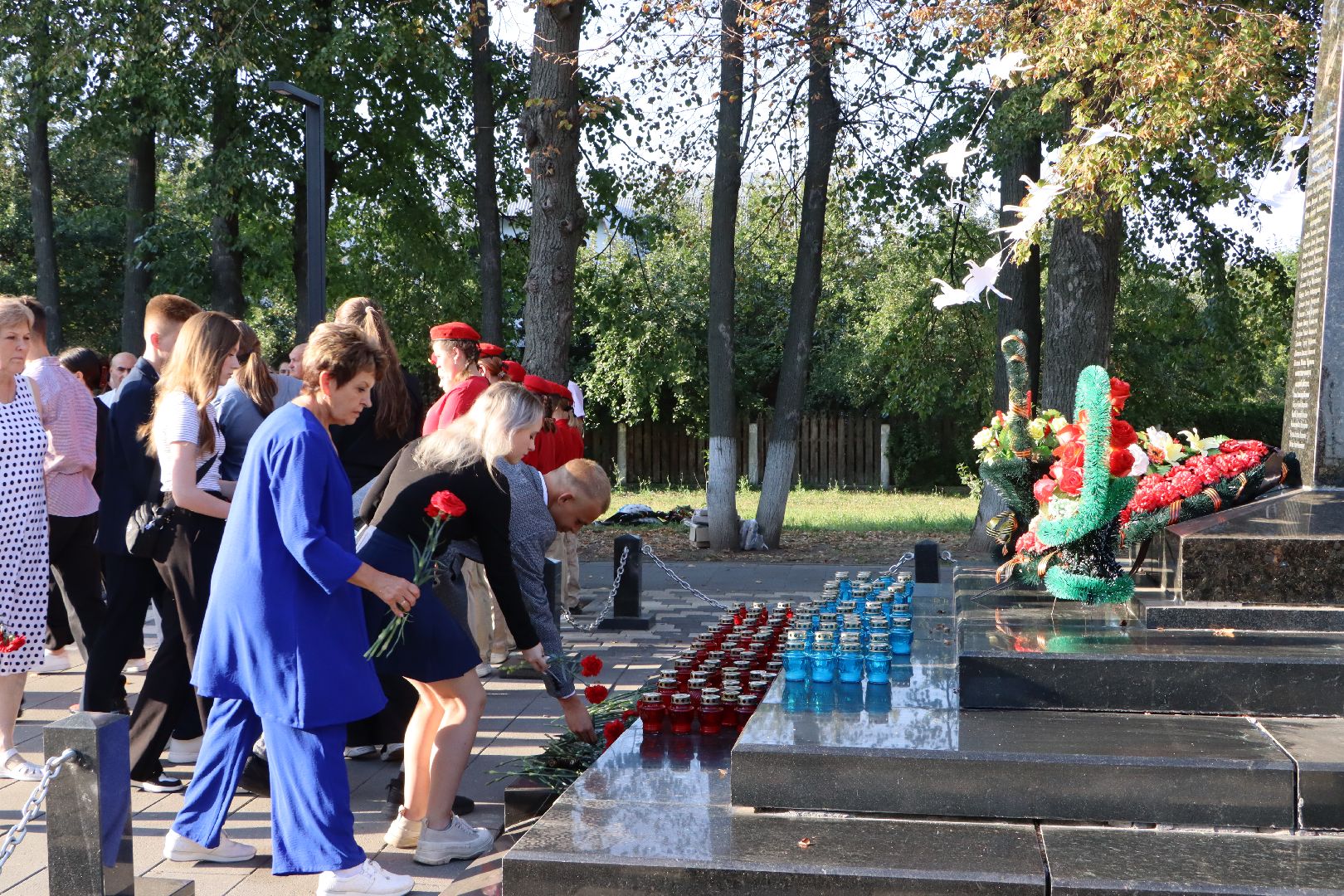 День памяти и скорби, беслан 20 лет, Серебряные пруды, Братская могила,