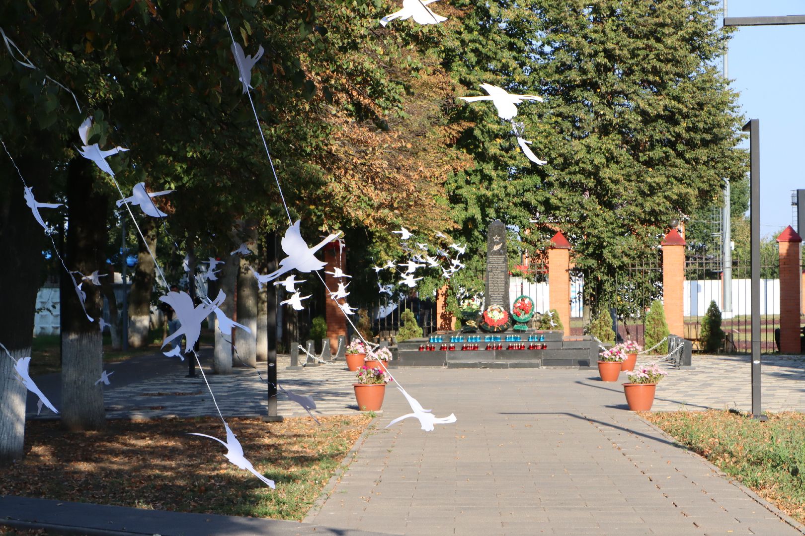 День памяти и скорби, беслан 20 лет, Серебряные пруды, Братская могила,