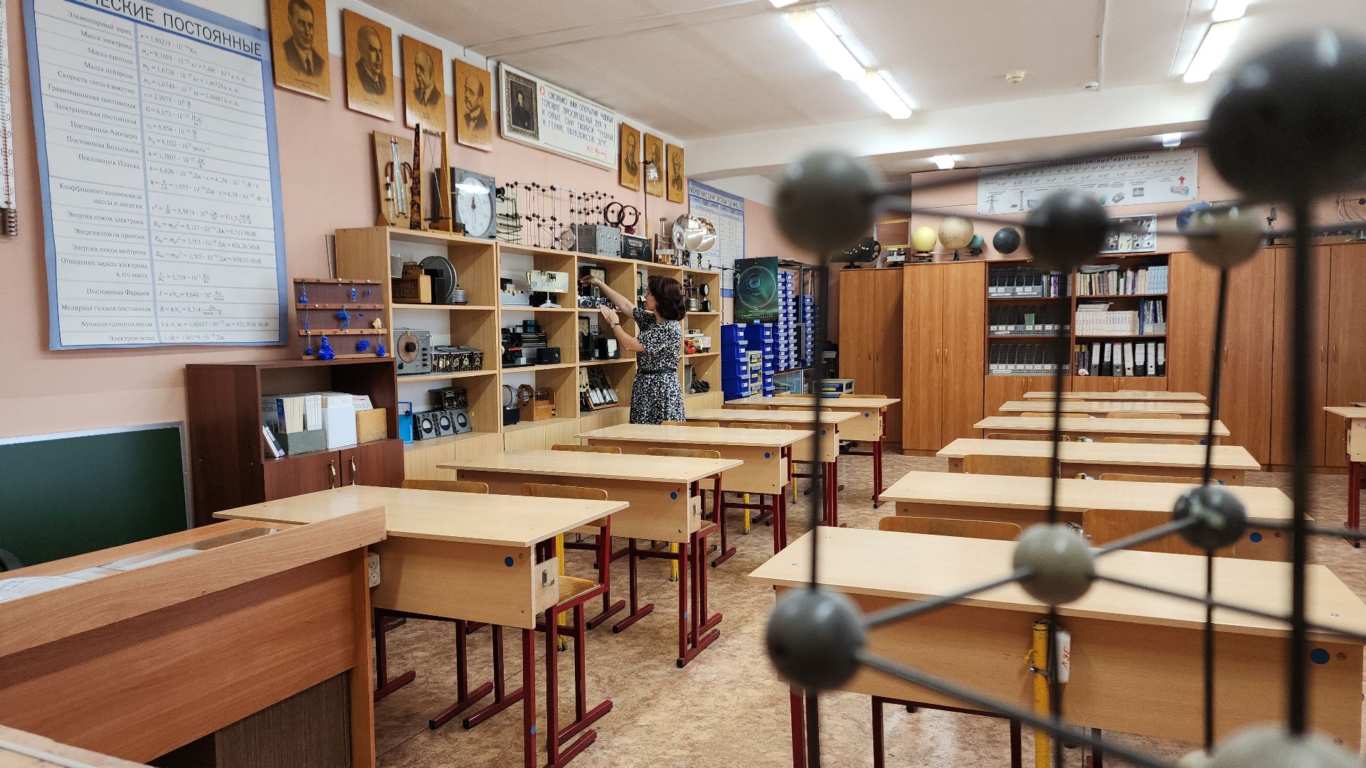 образование, образование в подмосковье, учитель, учитель физики, топ 100 учителей подмосковья, гимназия 21, электросталь, мой город, жители города,