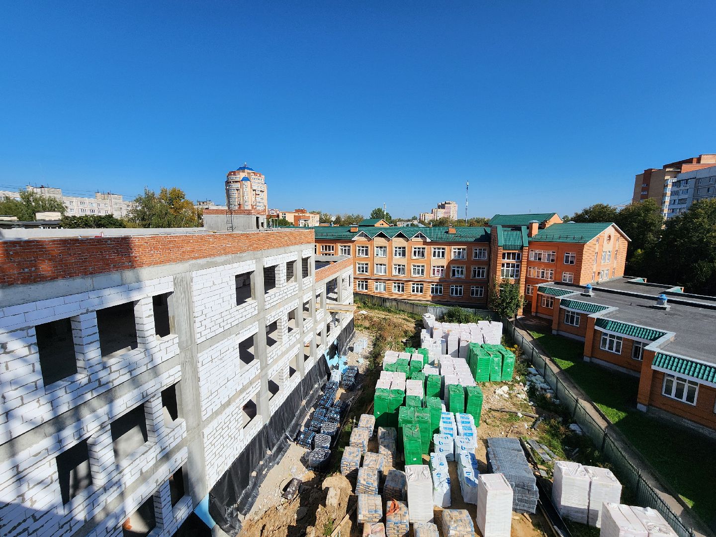 Чехов, школа 3, пристройка к школе, строительство, возведение, строительство объектов социальной инфраструктуры, программа Образование,