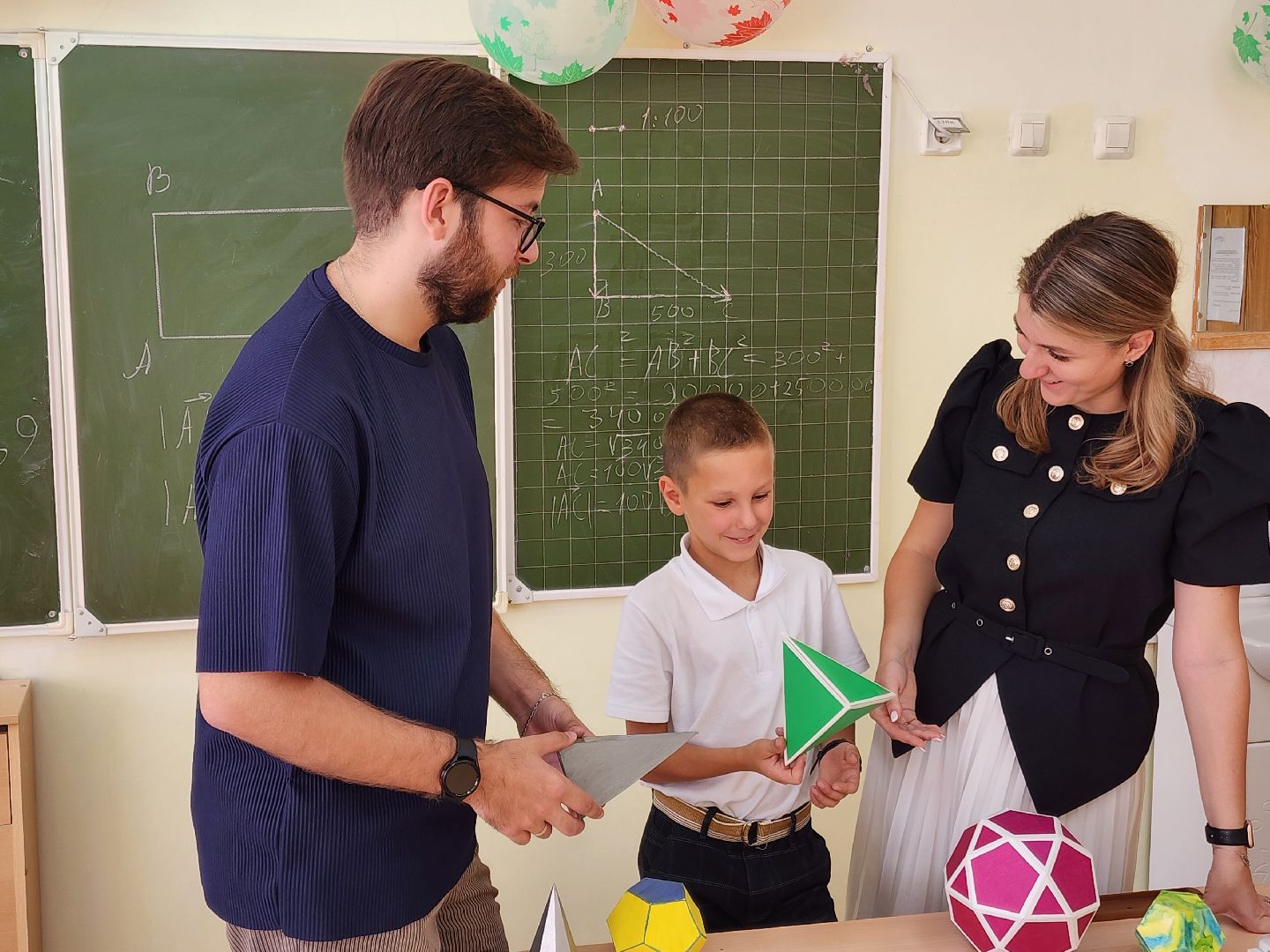 Чехов, школа 3, новые учителя, молодые преподаватели, семья педагогов, Анастасия Гроза, Даниил Гроза, поддержка учителей,