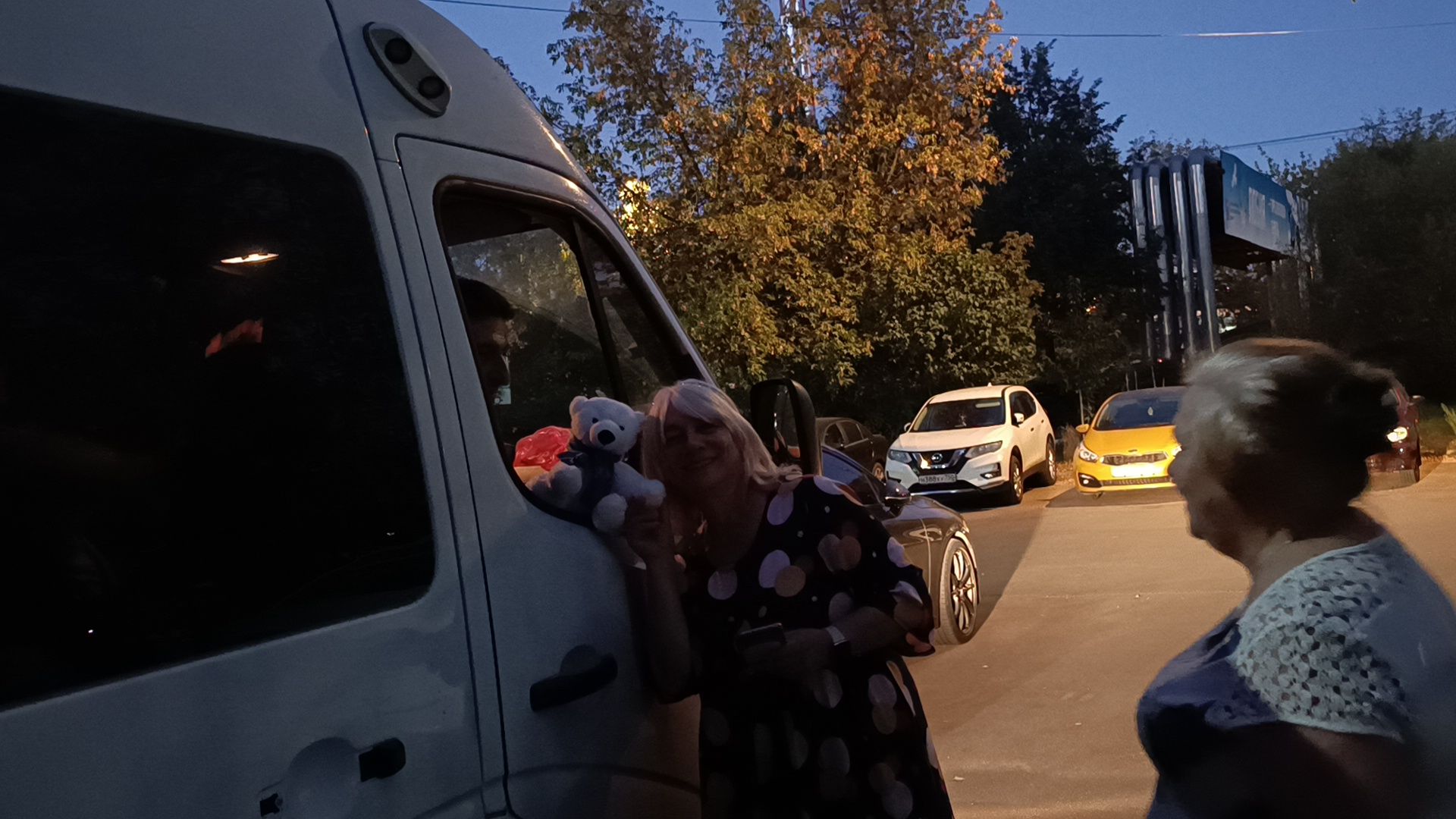 волонеры, сво, лобня, гуманитарная помощь,