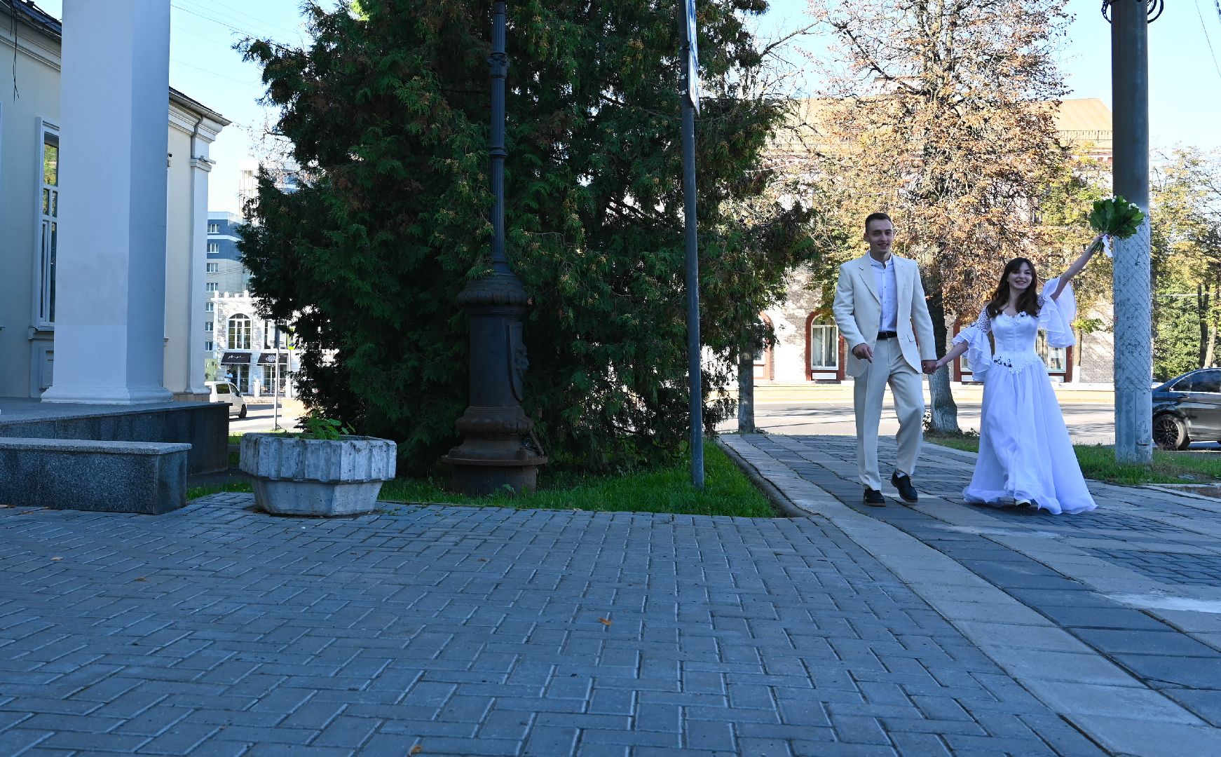 выборы, муниципальные выборы 2024, голосуют жених и невеста, гражданская позиция, ленинский округ, молодожены делают выбор, Совет депутатов ленинского округа,загс выборы,