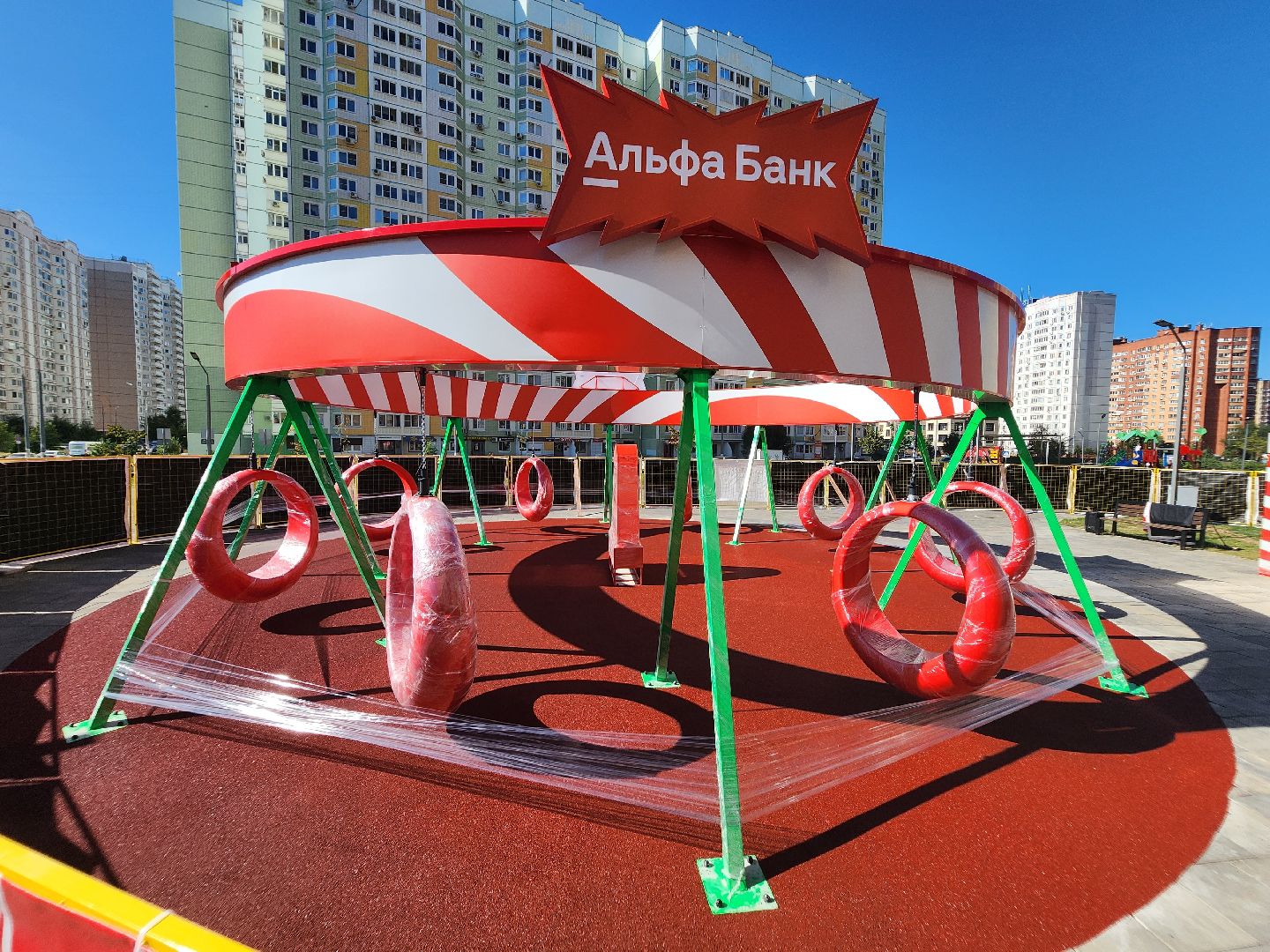 долгопрудный, качели, детская игровая площадка, Альфа-Банк, Умберто Нобиле,