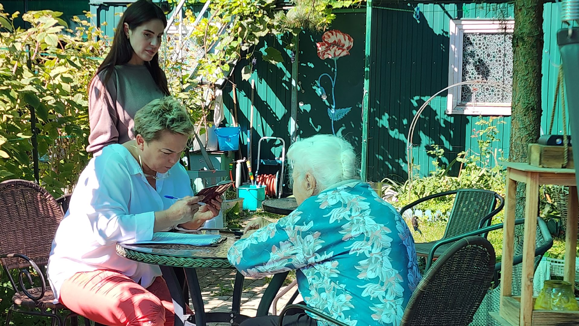 Бронницы, Выборы депутатов, Голосование на дому, Ветеран голосует,