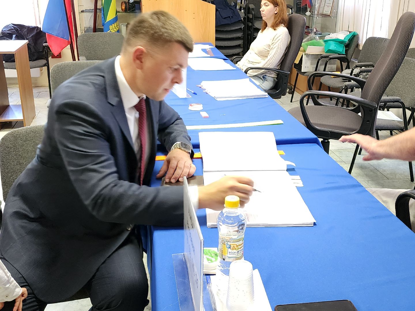 выборы 2024, голосование за депутата, выборы в совет депутатов ленинского округа, шабалкин, почетный гражданин голосует, видное,