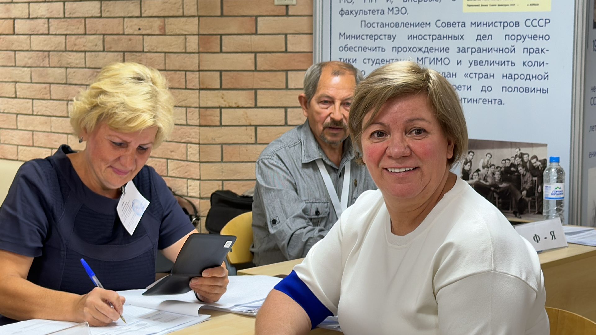 Выборы-2024, Одинцово, Лазутина голосует,