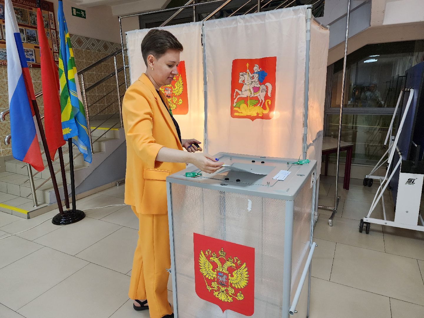 выборы, выборы 2024, голосование, второй день голосования, уик 1300, видное, выборы в совет депутатов ленинского округа, муниципальные выборы,