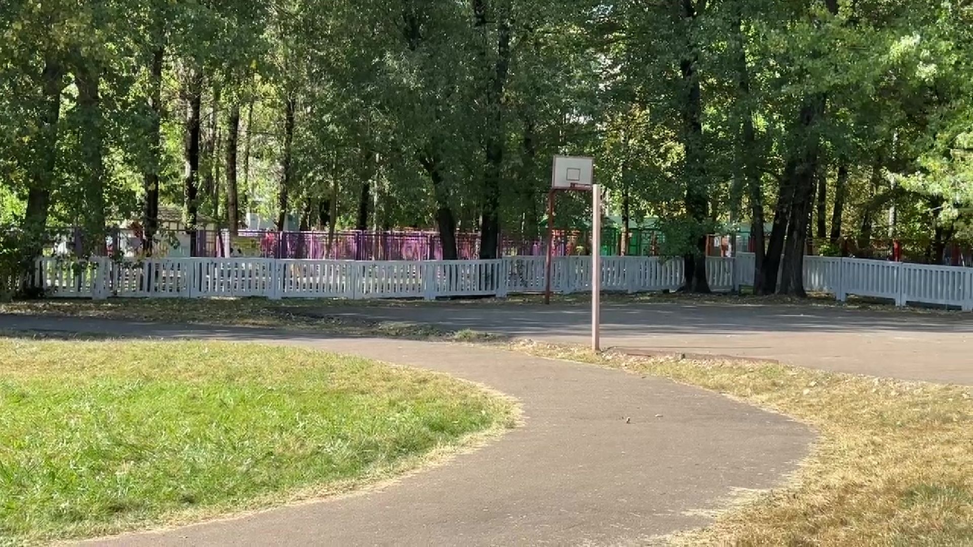 Реутов, образование, благоустройство, школа 4, забор,