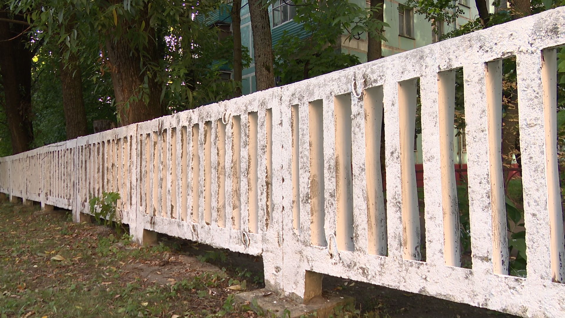 Реутов, образование, благоустройство, школа 4, забор,