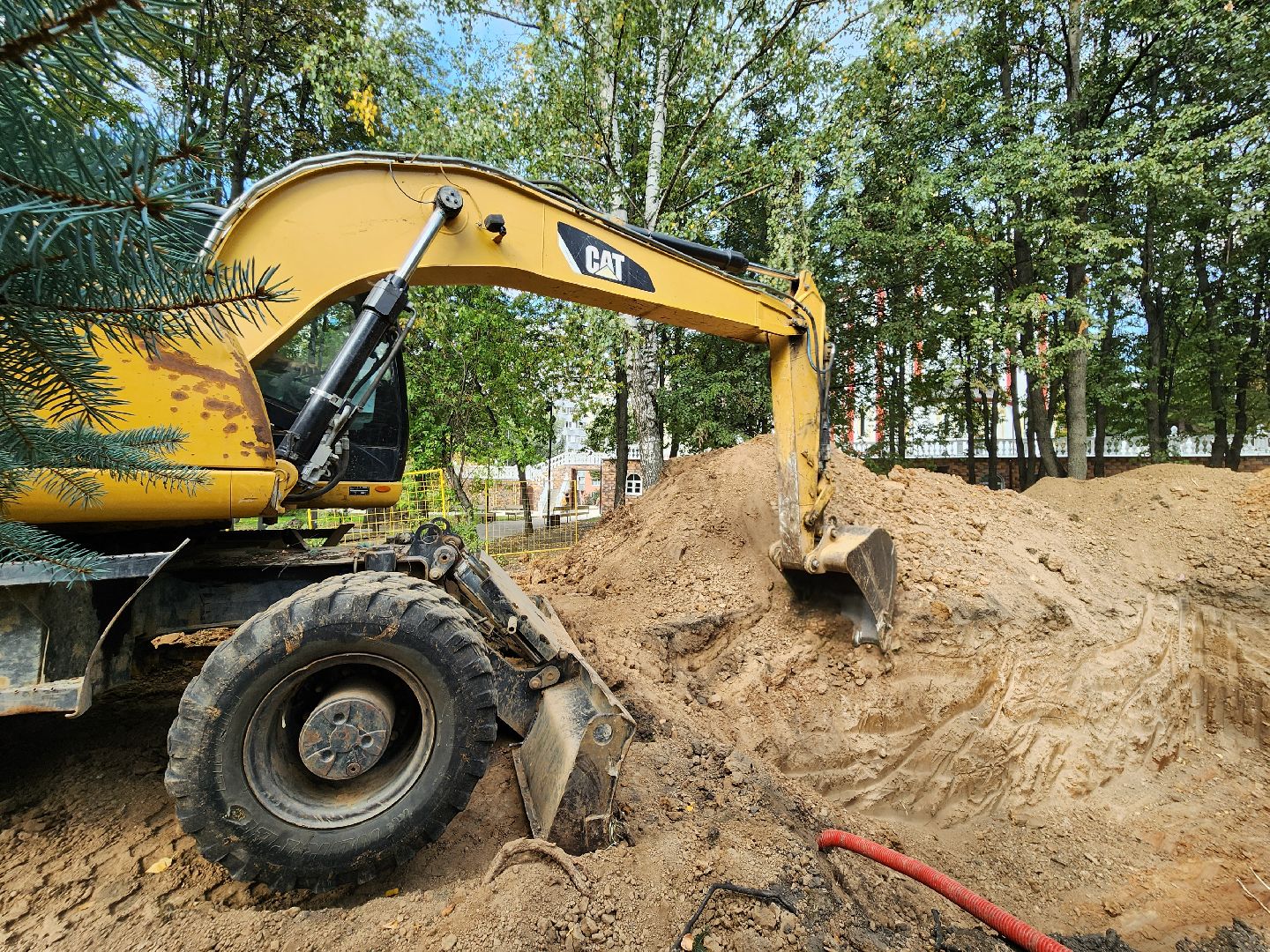 ремонт теплосетей, модернизация сети теплоснабжения, ремонт тепловых сетей, теплотрасса видное, ленинский округ жкх теплосеть, строительство перемычки теплосети,капитальный ремонт теплосетей,
