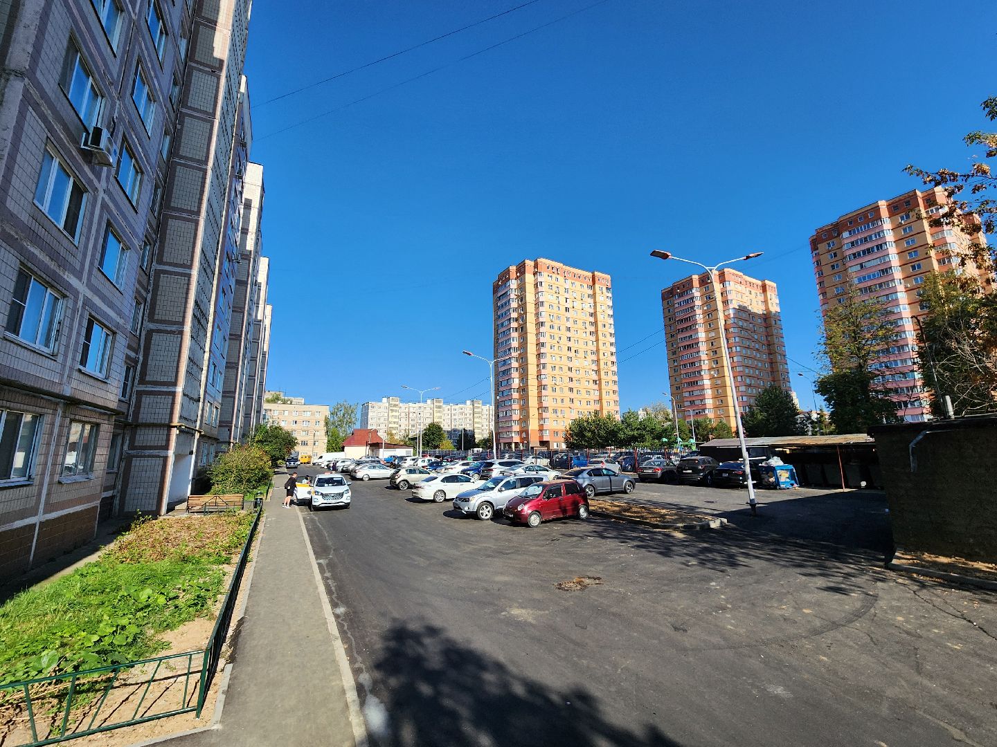 Чехов, улица Лопасненская, комплексное благоустройство двора, дворовая территория, парковки, тротуары, проезды, спортивная площадка, освещение, озеленение, формирование комфортной городской среды,