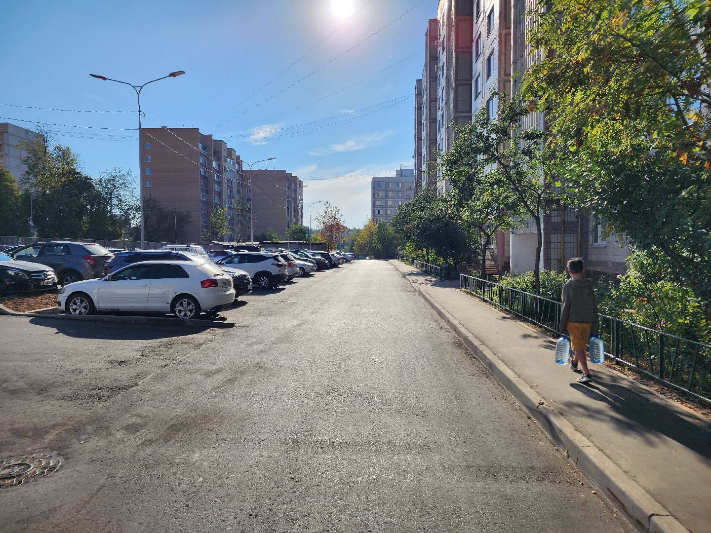 Чехов, улица Лопасненская, комплексное благоустройство двора, дворовая территория, парковки, тротуары, проезды, спортивная площадка, освещение, озеленение, формирование комфортной городской среды,