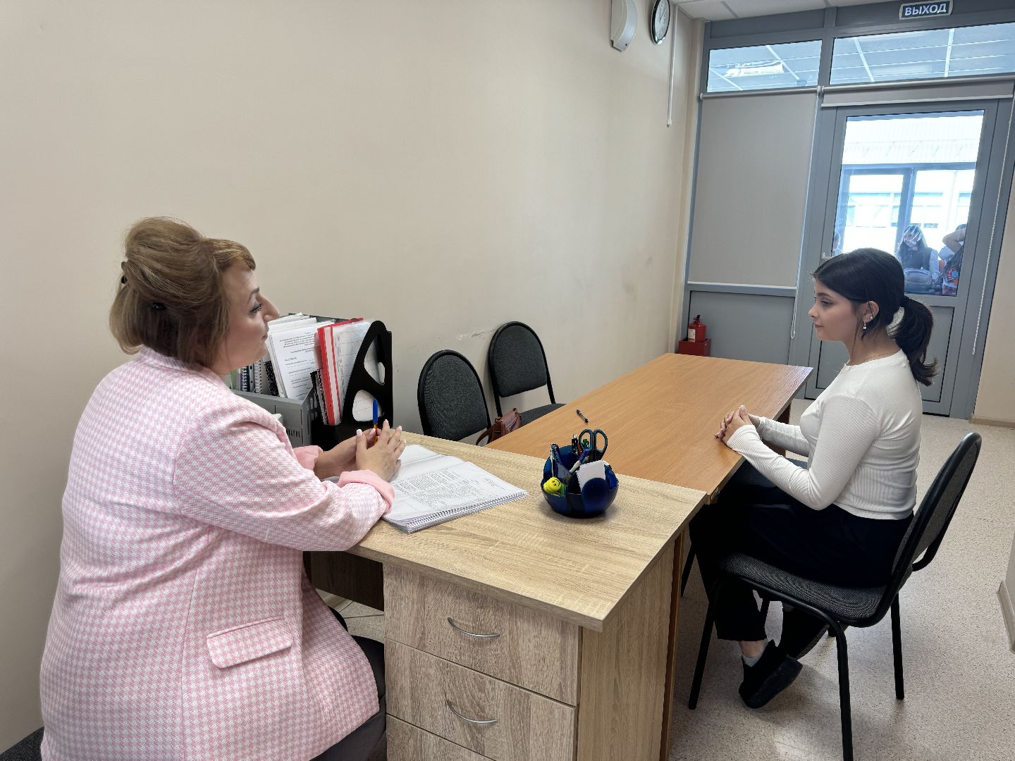 шаховская, новый учитель, новый учитель в школе,