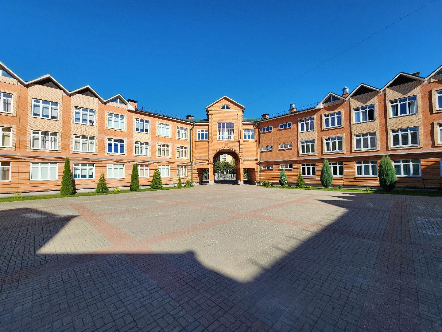 Чехов, школа 3, начальные классы, новый учитель, новый педагог, молодой преподаватель