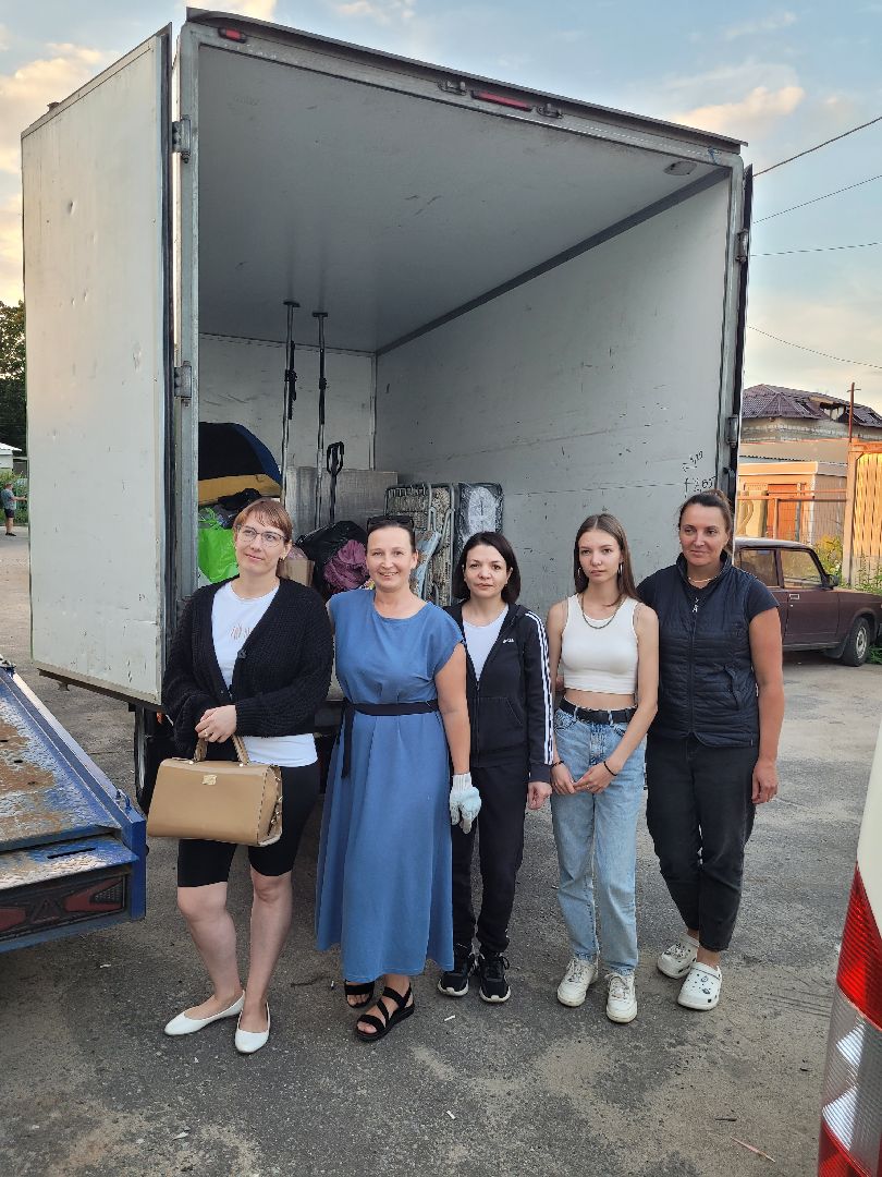 благотворительность, экоцентр Чисто и просто, вещи первой необходимости, раскладушки, канцтовары, хозтовары,