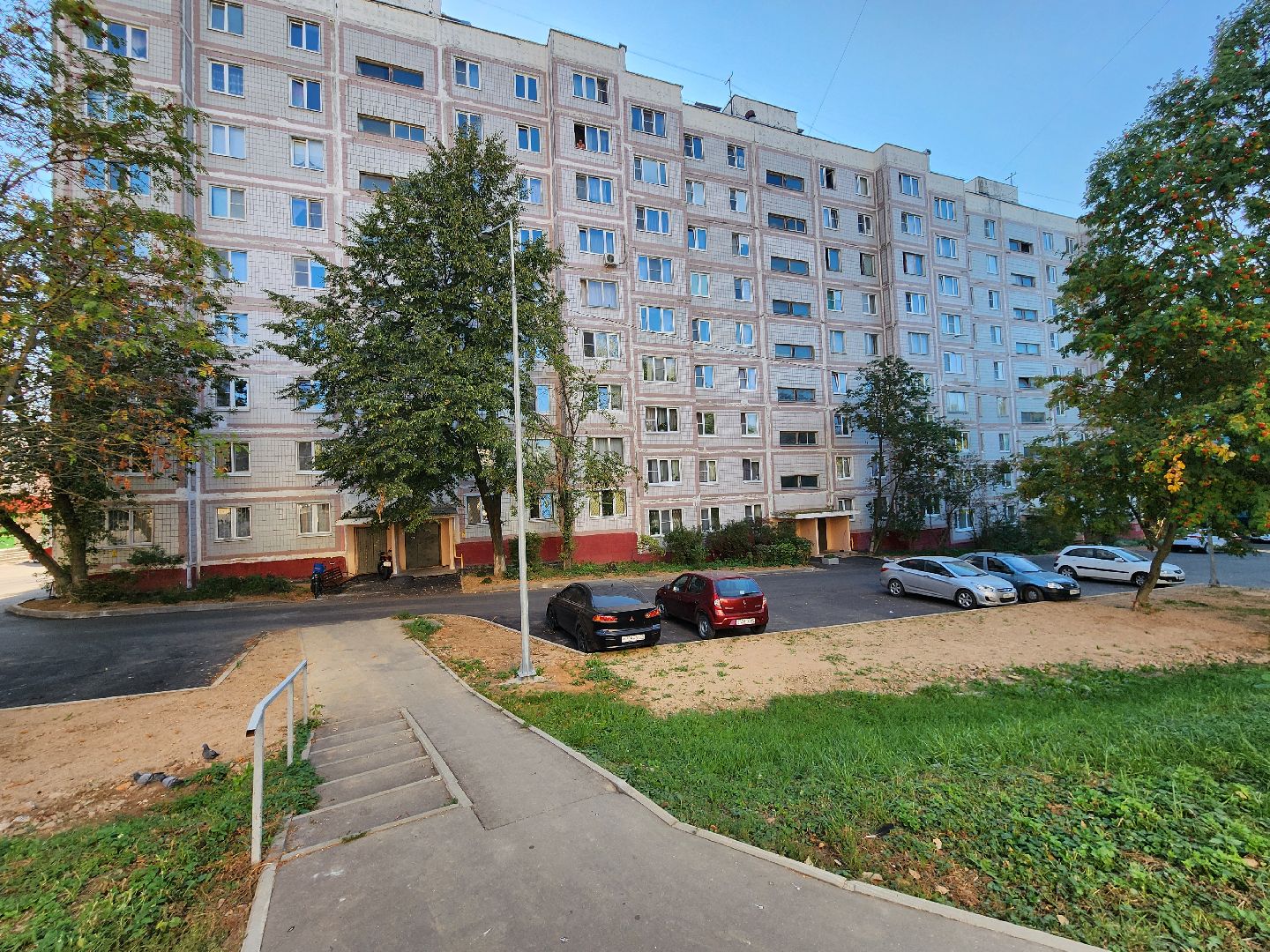 Чехов, улица Дружбы, комплексное благоустройство двора, дворовая территория, детская игровая площадка, парковки, тротуары, проезды, освещение, озеленение, формирование комфортной городской среды,