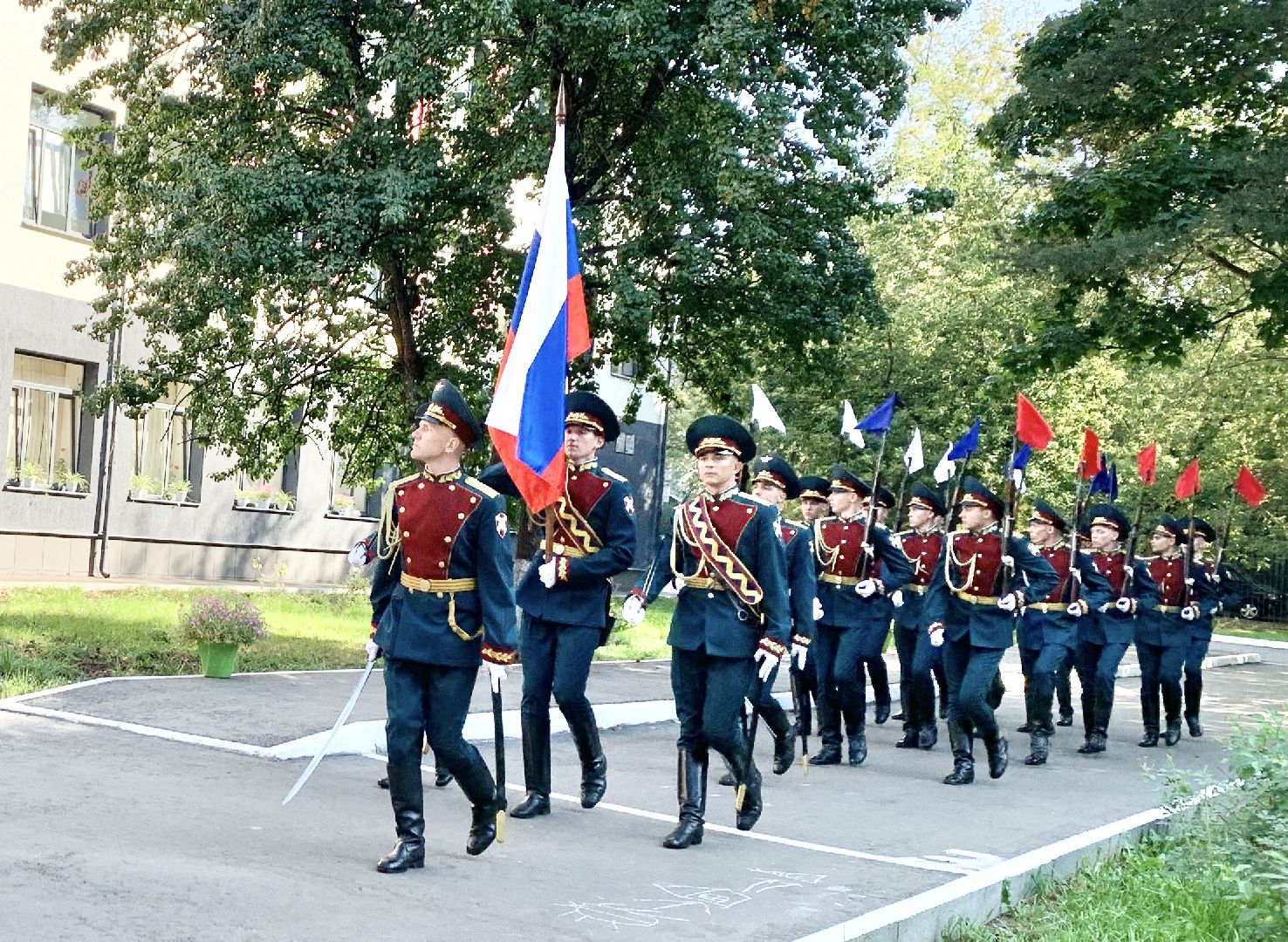 Балашиха, Подмосковье, мемориальная доска, СВО, Салтыковская гимназия,