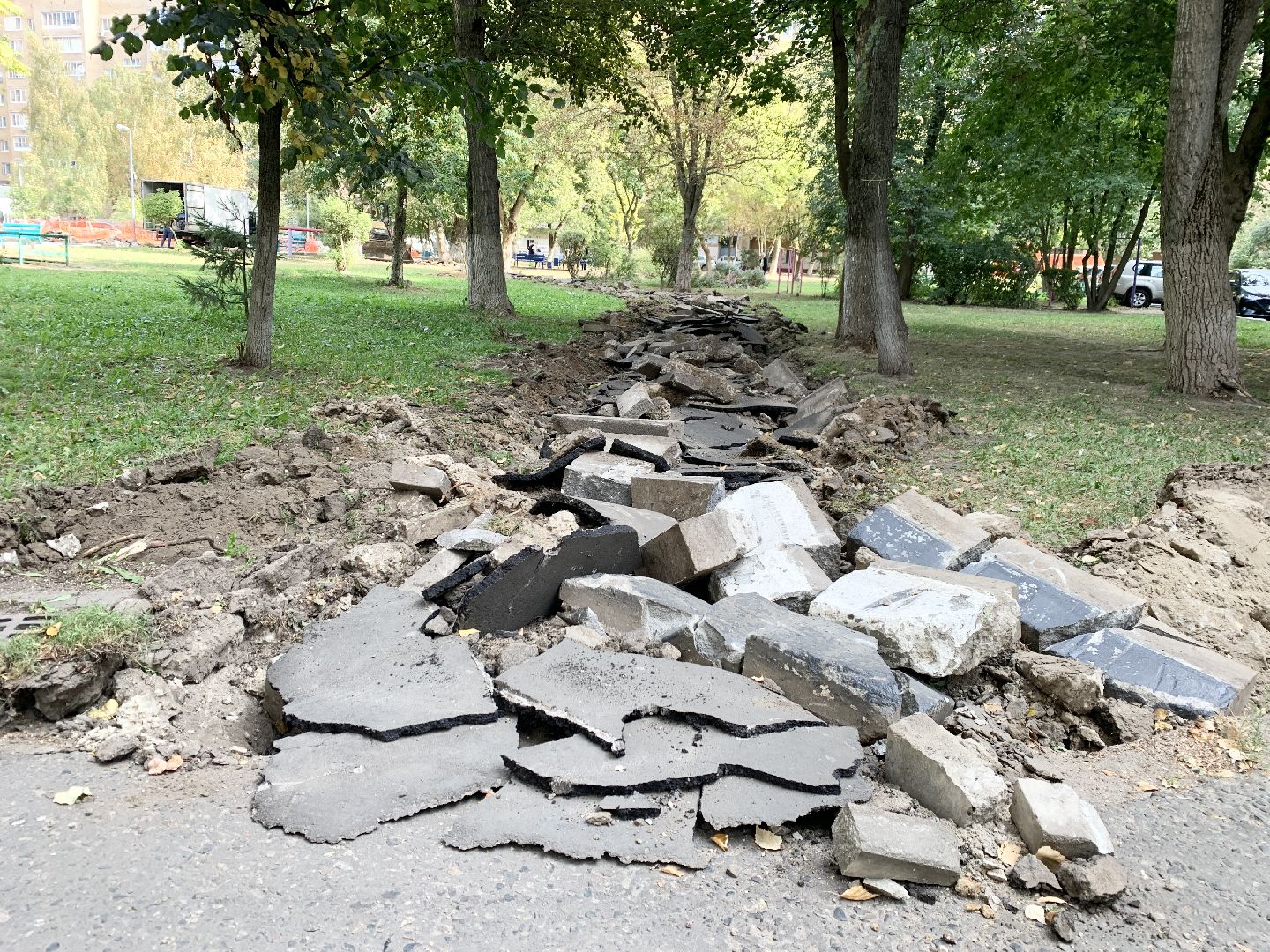 Балашиха, Подмосковье, благоустройство дворов в подмосковье, ремонт тротуаров, пешеходная дорожка, благоустройство дворовых территорий,