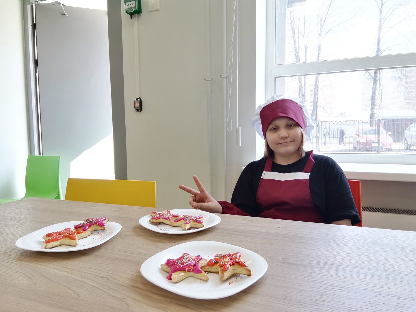 Балашиха, День космонавтики, школа №8 для детей с ОВЗ, печенье в виде звёзд, мастер-класс, комбинат питания