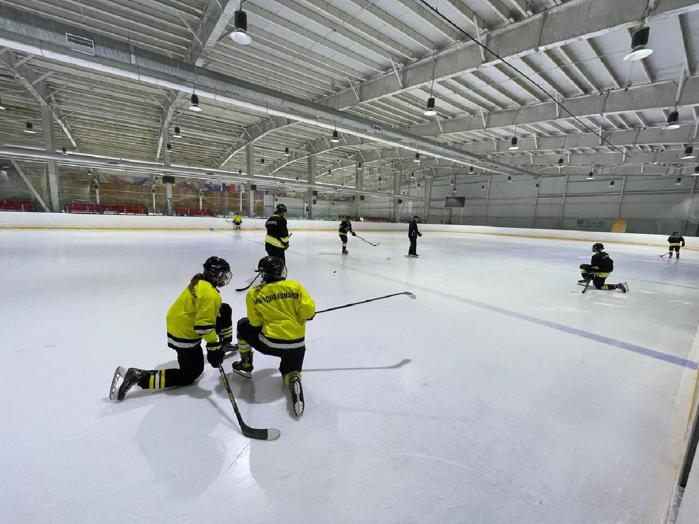 Дмитров, Клуб Торнадо, ЖХЛ,