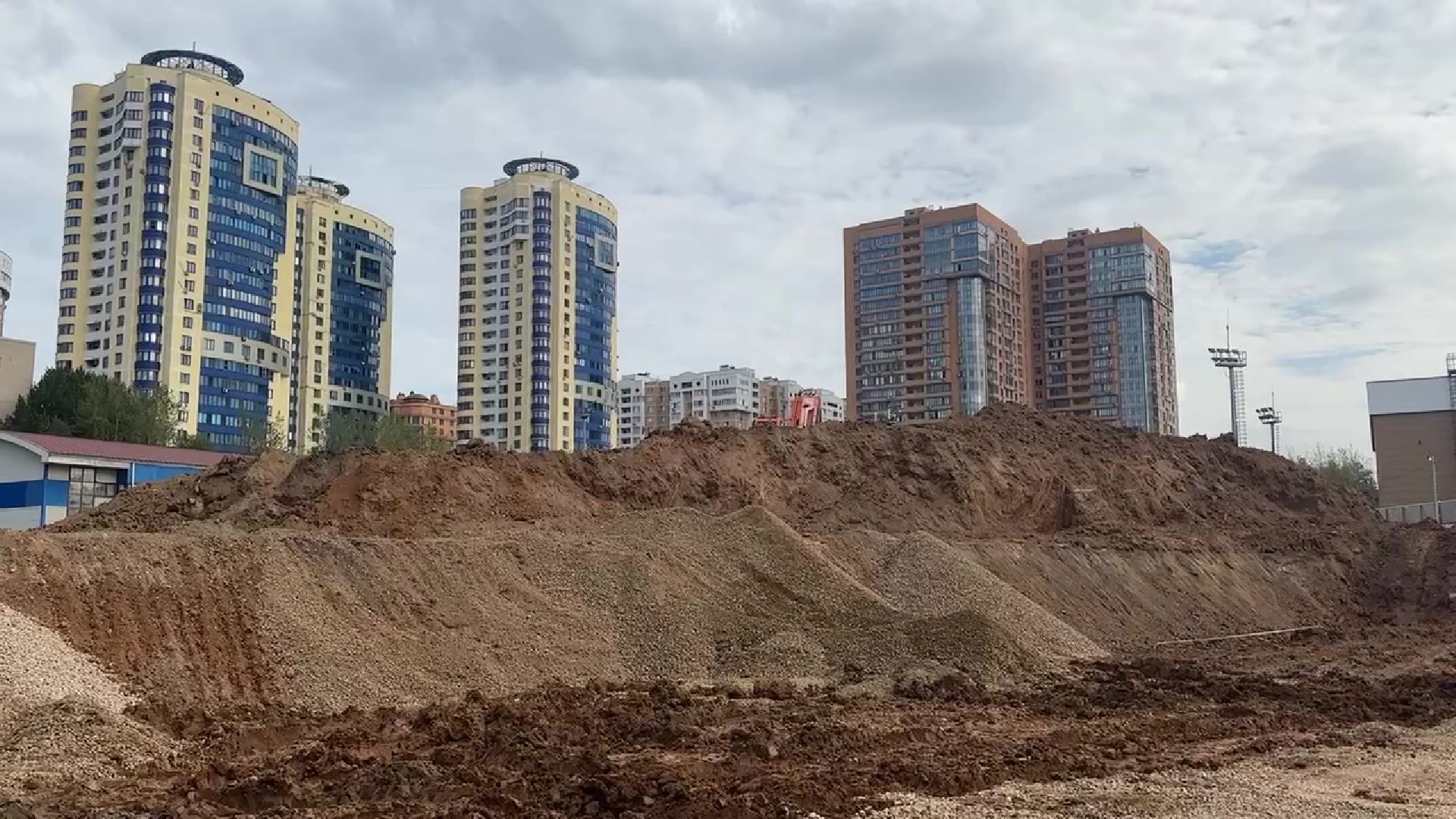 Реутов, стадион, реконструкций, футбол, трибуна, гостиница, строительство,