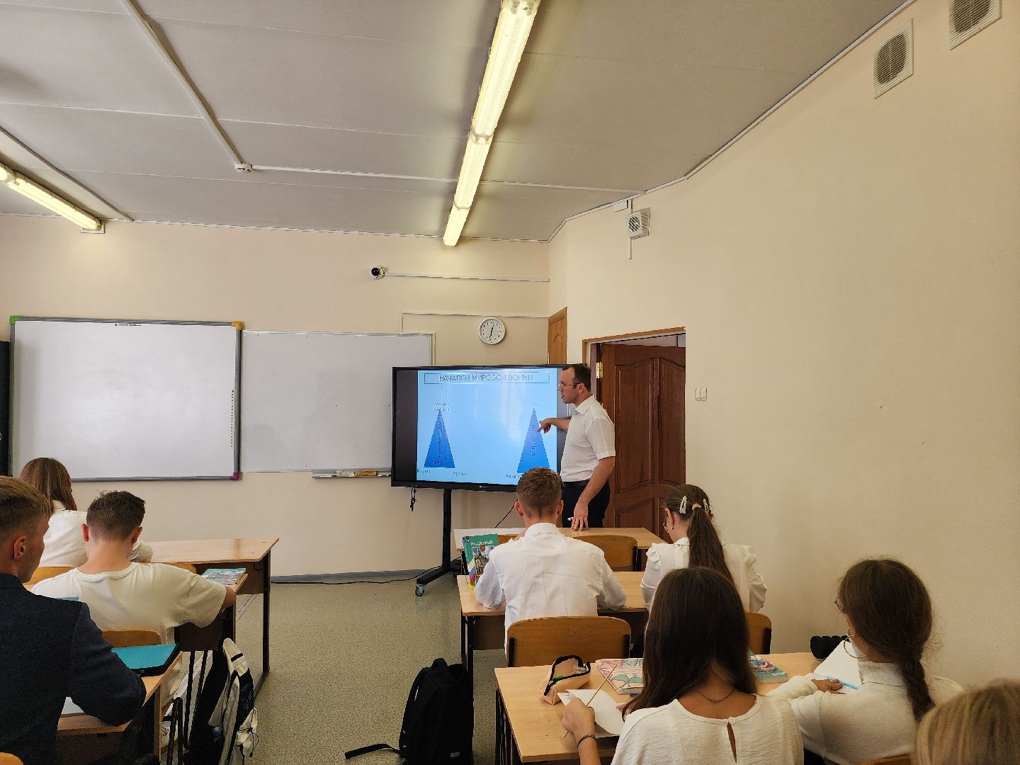 Подольск, образование, топ 100 учителей подмосковья, история и обществознание,