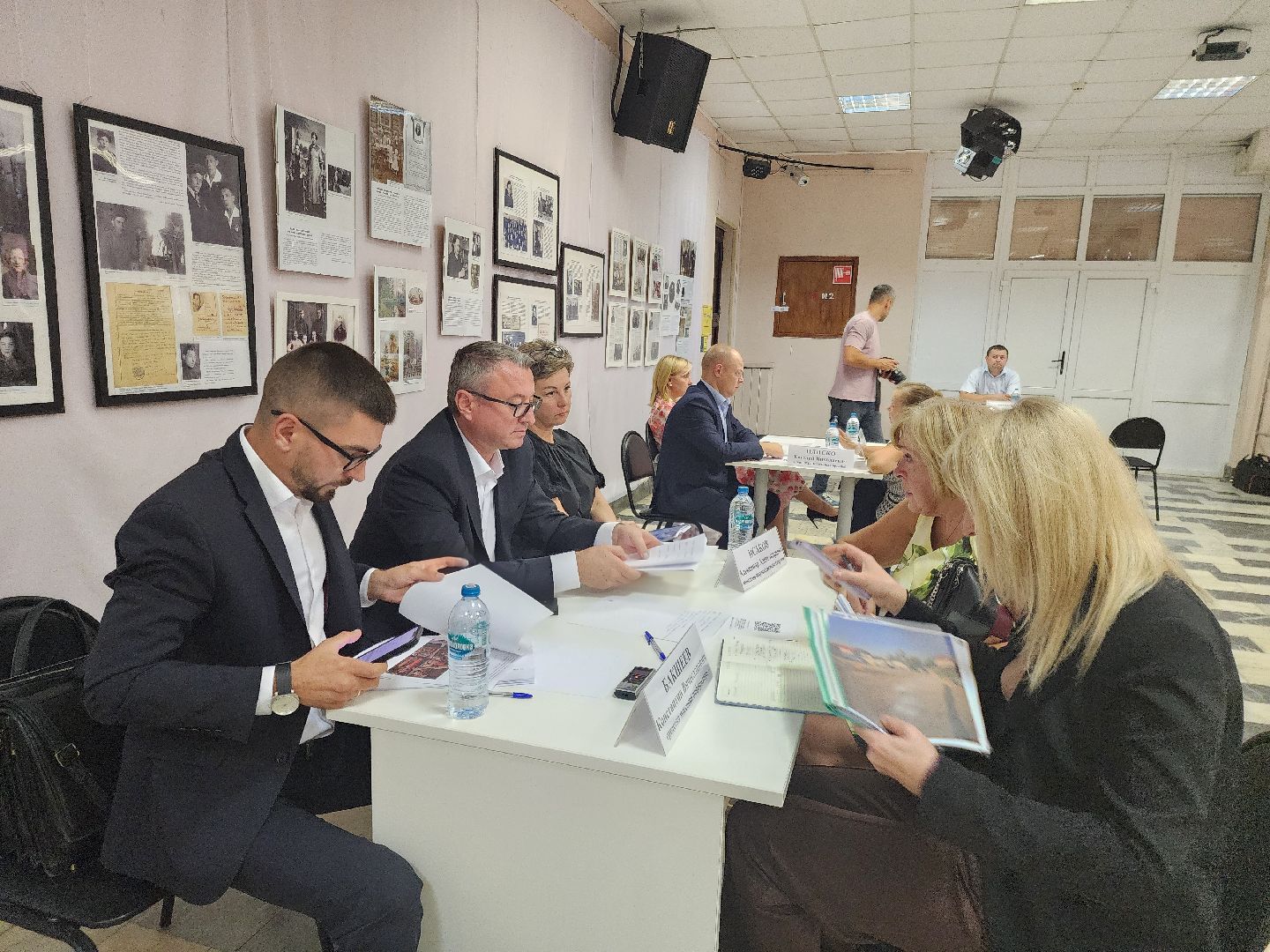 жители, общество, электроугли, выездная администрация, глава богородского округа, протечка крыши, управляющая компания, власть,