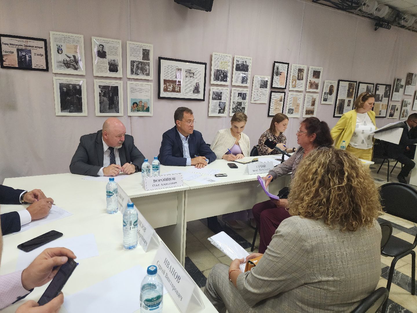 жители, общество, электроугли, выездная администрация, глава богородского округа, протечка крыши, управляющая компания, власть,