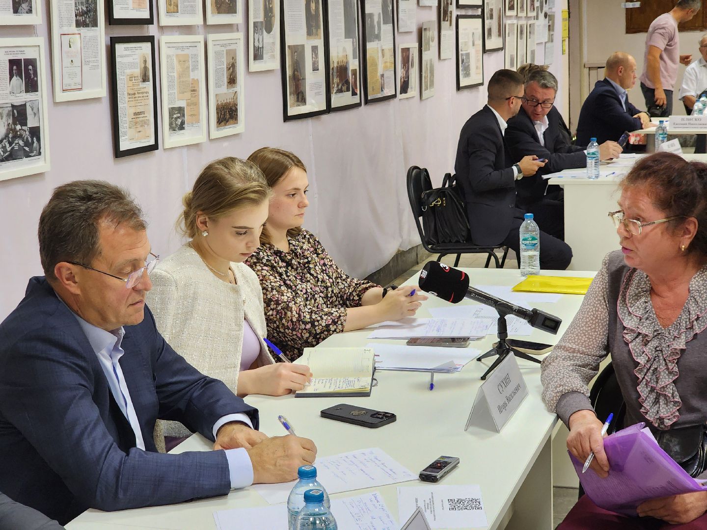 жители, общество, электроугли, выездная администрация, глава богородского округа, протечка крыши, управляющая компания, власть,